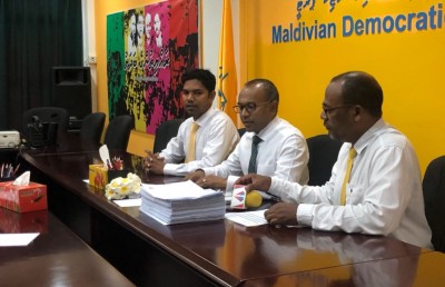 އެމްޑީޕީގެ ޕްރައިމަރީގައި ވާދަކުރެއްވުމަށް ނަޝީދު ފޯމު ހުށަހަޅުއްވައިފި