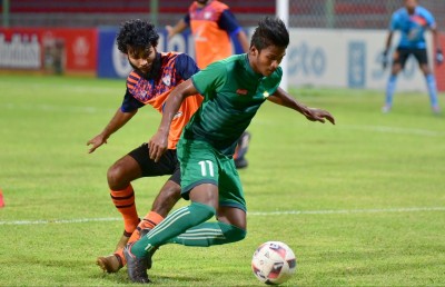 މާޒިޔާ ބަލިކޮށް އީގަލްސް ދެ ވަނަ އަށް