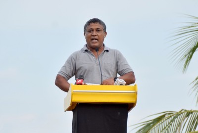 އަސްލަމުގެ އިންޒާރު: މަޝްވަރާ ނޫން އެެހެން މަގެއް އިހްތިޔާރު ކުރަން މަޖުބޫރު ނުކުރޭ!