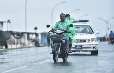 ތޫފާން ރާއްޖެއާ 2،300 ކިލޯމީޓަރު ދުރަށް، ނުރައްކަލެއް ނެތް: މެޓް