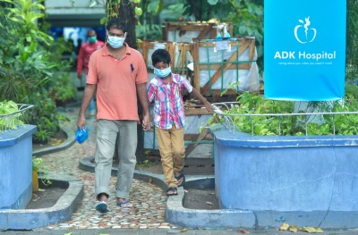 ހުން ޖެހިގެން ދުވާލަކު 100 އަށްވުރެ ގިނަ މީހުން ޑޮކްޓަރަށް ދައްކާ: އޭޑީކޭ