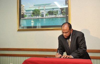 ޑރ. މަޖީދުގެ ވަކިވުުމަކީ ގައުމަށް ލިބުނު ފޫނުބެއްދޭނެ ބޮޑު ގެއްލުމެއް: އަދާލަތު