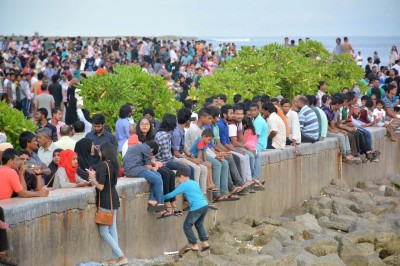 ފްލައި ޕާސްޓް: ކުދިބޮޑު ގިނަ ބަޔަކަށް އުފާވެރިކަމެއް ގެނައި ވަގުތެއް!