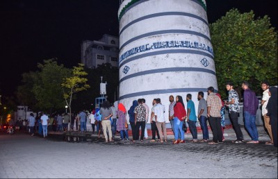 އެއް ދުވަހުން ލައިސަންސް ނަގަން ދިގު ކިޔޫއެއް