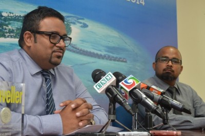 ޝަރީއަތް ނިމެންދެން އަދީބާއި ޒިޔަތު ބަންދުގައި ބައިތިއްބަން އަމުރުކޮށްފި