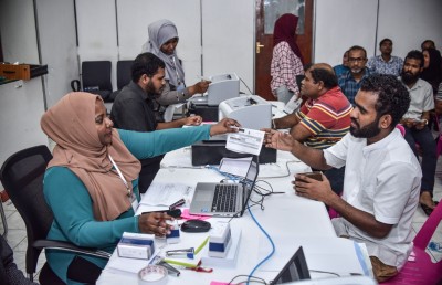 އެއްލަކިން ނުރައްކަލަކާ ދިމާއަށް!