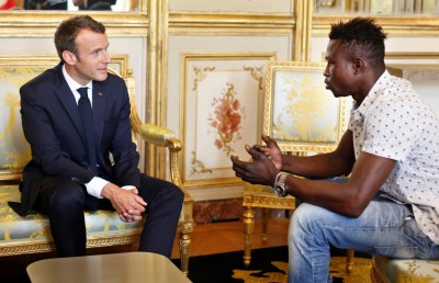 ކުޑަ ކުއްޖާ ސަލާމަތް ކުރި މީހާ އަށް ފްރާންސްގެ ރައްވެހިކަން