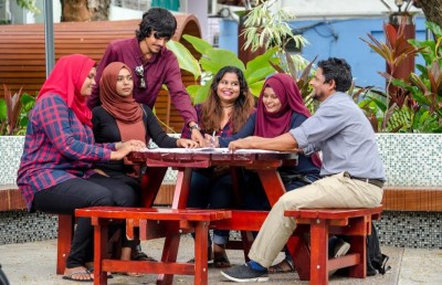މެޕްސް ކޮލެޖުގެ ކޯސްތަކަށް ކުރިމަތިލުމުގެ މުއްދަތު އިތުރުކޮށްފި
