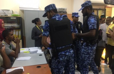 އެމްޑީޕީގެ ޕްރައިމަރީގެ ވޯޓުލުން ފުލުހުން ހުއްޓުވަނީ