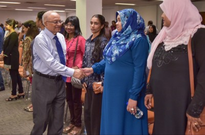 މައުމޫން ފައުންޑޭޝަނުން ސްކޮލާޝިޕްތަކެއް ހުޅުވާލައިފި