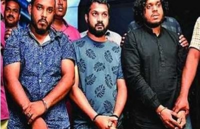 17 ކިލޯ ހޭޝް އޮއިލާއެކު އިންޑިއާ އިން 3 ދިވެއްސަކު ހައްޔަރުކޮށްފި