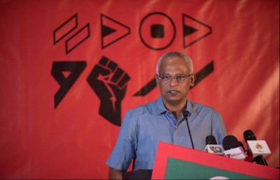 އިބޫ ހިމޭނުން، ދިފާއުގައި ނުކުތީ އާއިލާ!