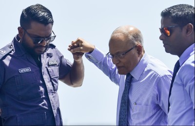 މައުމޫންގެ ޝަރީއަތް ދިޔަ ގޮތުން މިނިވަން އިންތިހާބަކާ މެދު ސުވާލު އުފެދޭ: އިންޑިއާ