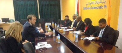 ސްވަޔާ ރާއްޖޭގެ ބައެއް ޕާޓީތަކާއި ސިޔާސީ ބައެއް އިސްފަރާތްތަކާ ބައްދަލުކުރައްވައިފި