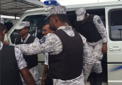 ނަޝީދު ޖަލު މުވައްޒަފެއްގެ މޫނަށް ކުޅު ޖެއްސެވި ކަމަށް ހޯމް މިނިސްޓަރު ވިދާޅުވެއްޖެ