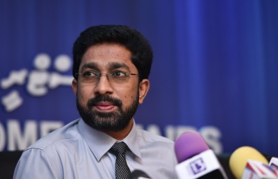 ރައީސް ކަމަށް އެމްޑީޕީން ވާދަކުރުމަކީ ނާދިރުކަމެއް: އަޒްލީން
