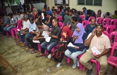 އޮޅުންބޮޅުން- އެއްލަކިން ލައިސަންސް