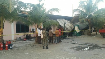 ޖަނަރޭޓަރު ލިބޭނީ މާދަން މެންދުރު، ކަރަންޓް ދެވޭނީ ހޮނިހިރުގައި: ފެނަކަ