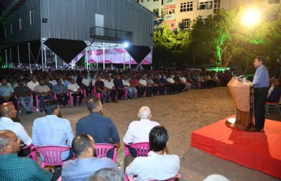ރައީސް ޔާމީންގެ ކެމްޕެއިން ޓީމުން މާލޭގައި ދޮރުންދޮރަށް ދަނީ
