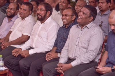 ޖޭޕީން ކޯލިޝަން ހަދައި، ހިޔަނި ކެބިނެޓް އިއުލާން ކުރިއިރު އެހެން ޕާޓީތަކަށް ނޭނގޭ!