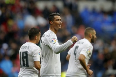 ރޮނާލްޑޯގެ ދެ ގޯލުން ރެއާލް މޮޅުވެ ދެވަނަ އަށް