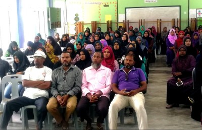 ޓެބްލެޓް ބޭނުންކުރުމަށް ބެލެނިވެރިން އަހުލުވެރި ކުރުވަނީ