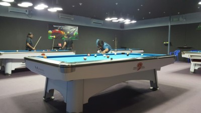 ބިލިއަޑް ޗެމްޕިއަންޝިޕްގެ ފައިނަލަށް ދުންޔާޒް އާއި އަހްސަން