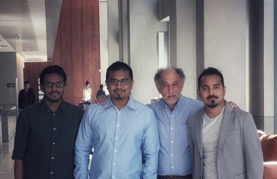 އެޕަލްގެ ކުރީގެ ޑިރެކްޓަރަކު އައިލެންޑާސްގެ ހޮލޯގޯ ވޯލްޑާ ގުޅިއްޖެ