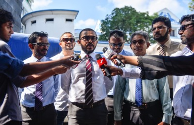 މެޖޯރިޓީ ގެއްލުމުން މަޖިލީހުން ގޯހަކަށް ފަހު ގޯހެއް