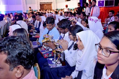 2356 ދަރިވަރުންނާ އެކު އޭލަވެލްގެ ކިޔެވުން ފަށައިފި