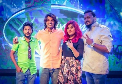 ރޭގެ ޝޯވް އިން ކެޓީ އެންމެންގެ ރާޅު ބޯއި!