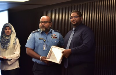 ރިޔާސީ ކެންޑިޑޭޓުންނަށް ހަމަހަމަކަމާއި ރައްކާތެރިކަން ފޯރުކޮށްދޭން އަންގައިފި