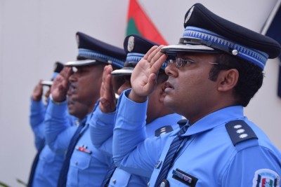 ފުލުހުންނާއި ފުލުހުންގެ އާއިލާތަކަށް ބިރުދައްކާ ފަރާތްތަކާ މެދު ފިޔަވަޅު އަޅާނަން: ފުލުހުން