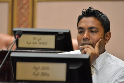 އިދިކޮޅު ފަރާތްތަކުން އިގްތިސާދު ހަލާކުކުރާ ކަމަށް ބުނެ، ކުއްލި މައްސަލައެއް ހުށަހަޅައިފި