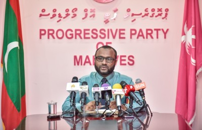 ޝަހީމް ކުރެއްވި ޓްވީޓް ޑިލީޓްކޮށްފި