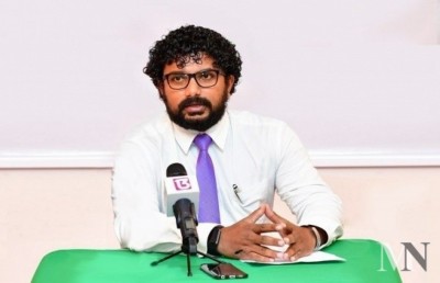 ނަޝީދަށް އިންޒާރު ދިނީ ޓްވިޓާ އެކައުންޓް ހެކް ކޮށްގެން: ފެނަކަ