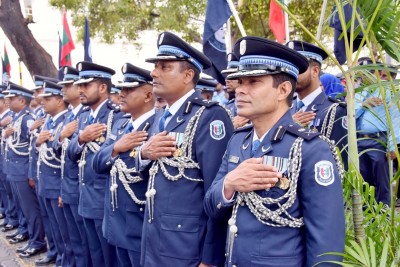ބަޔަކު ފުލުހުންނަށް ހަމަލާ ދީފި ނަމަ ފުލުހުން އޭގެ ރައްދު ދޭނެ: އުމަރު