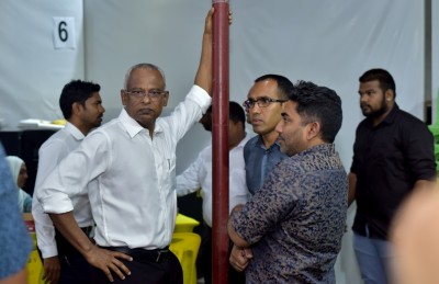 ސަރުކާރާ މަޝްވަރާކުރާނެ މާހައުލެއް އަދިވެސް ނެތް: އިބޫ