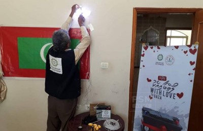 ގާޒާގެ 100 ގެއަކަށް ޗާޖުކުރެވޭ ބޮކިތަކެއް ދިވެހިން ދީފި