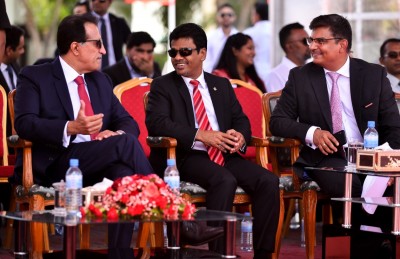 އުރީދޫން އެއާ އެމްބިއުލާންސެއް ހަދިޔާ ކުރަނީ