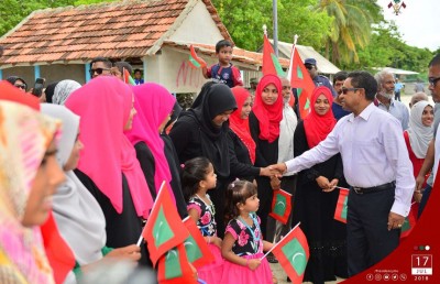 ފެބުރުއަރީ 1 ގެ އަމުރުގެ ސަބަބުން މުޅި ދުނިޔެ ރާއްޖެ އަށް މަލާމާތްކުރޭ: ރައީސް