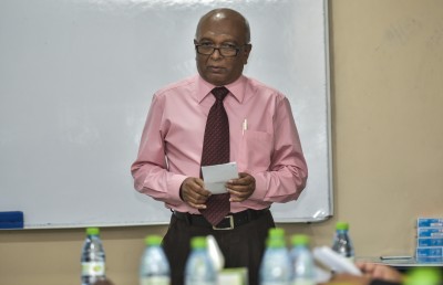 ވިލާ ކޮލެޖު ކެމްޕަސްތަކުގެ މެނޭޖަރުންނަށް ފޯރަމެއް ފަށައިފި