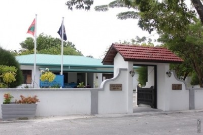 އައްޑޫ ސިޓީގައި ފުލުހުން ދިރިއުޅޭ ގެތަކަށް ގެއްލުން ދިން ބަޔަކު ހައްޔަރުކޮށްފި