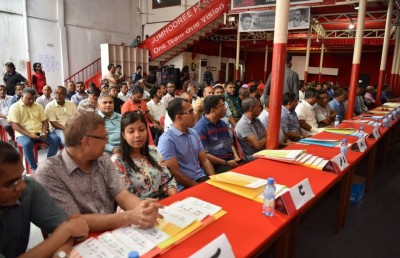 ވޯޓުލާން ރަޖިސްޓްރީ ކުރުވުމުގެ ޒިންމާ މިފަހަރު ސަރުކާރުގެ މުވައްޒަފުންނަށް!