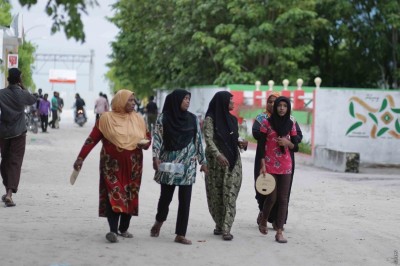 އިސްލާމްދީން އަންގަވަނީ މައްސަލަތަކާ ކުރިމަތިވިޔަސް، ރުޅިނުވުމަށް: ހުކުރު ޚުތުބާ