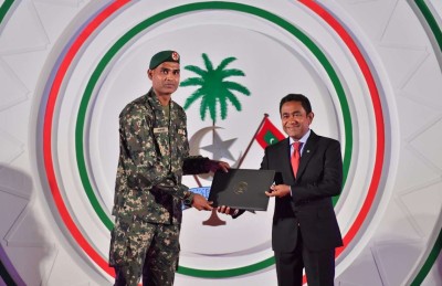 ކުޅިވަރުގެ ރޮނގުން ޝަރަފްވެރިކަން ހީނާ އަށް، ހިތްވަރުދިނުން ސަތޯ، ލޯންގޭ އަދި ނައުފަލަށް