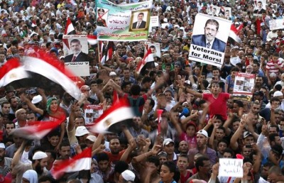 މުރްސީގެ ވެރިކަން ވައްޓާލުމާ ދެކޮޅަށް މުޒާހަރާ ކުރި މީހުންނަށް މަރުގެ އަދަބު