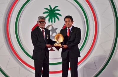 ކުޅިވަރުގެ ރޮނގުން ޝަރަފްވެރިކަން ހީނާ އަށް، ހިތްވަރުދިނުން ސަތޯ، ލޯންގޭ އަދި ނައުފަލަށް