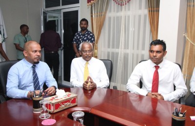 ރީ-ރެޖިސްޓްރީ އަށް މިހާތަނަށް ހުށަހެޅީ 8،000 ފޯމު
