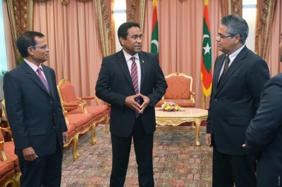 ރައީސްގެ އިލްތިމާސް މެމްބަރުންނަށް: މަޖިލީހުގައި އަބުރާ ބެހުން ހުއްޓާލާ!